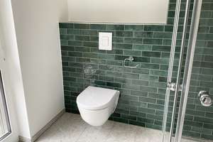 Direkt einziehen und Wohlfühlen! 4 Zimmer im Neubau, 2 Loggien, Einbauküche, Tageslichtbad, Gäste-WC – Hildesheimer Straße 442, 30519 Wülfel, Hannover – Vorschaubild 11