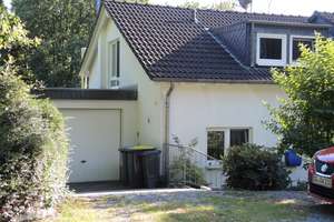 Familienfreundliche exklusive Doppelhaushälfte! – Die vollständige Adresse der Immobilie erhältst du vom Anbieter., 42659 Burg/Höhscheid, Solingen – Vorschaubild 2