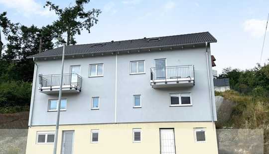 Bild von Exklusive Gelegenheit in Weilrod – Modernes Doppelhaus mit Potenzial zur Vollendung!