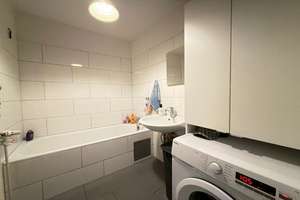 Zentrale, vermietete 3 Zi. Wohnung mit TG & Außenstellplatz sowie Terrasse im Herzen von Augsburg – Die vollständige Adresse der Immobilie erhältst du vom Anbieter., 86157 Pfersee-Nord, Augsburg – Vorschaubild 9