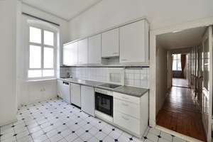 REPRÄSENTATIVER ALTBAU - HOHE DECKEN, STUCK, FISCHGRÄTPARKETT & BALKON - KU'DAMM-KIEZ – Hektorstr. 17, 10711 Halensee, Berlin – Vorschaubild 19