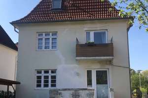 Modernisierte Wohnung (EG) mit saniertem Bad, EBK und direktem Gartenzugang – Alsenstraße 1, 23556 Sankt Lorenz Nord, Lübeck – Vorschaubild 2