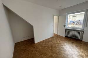Freistehendes Zweifamilienhaus mit schönem Garten in Ruhiglage Bonn-Röttgen – Die vollständige Adresse der Immobilie erhältst du vom Anbieter., 53125 Röttgen, Bonn – Vorschaubild 14