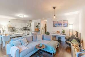 Helle, hochwertige 2-Zimmer-Wohnung mit Balkon in ruhiger Lage nahe Harras (teilmöbliert)