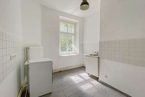 SUPERINTERESSANTE UND KLASSISCH SCHÖNE ALTBAUWOHNUNG! RUHIG LAGE IM GARTENHAUS! PROVISIONSFREI! – Greifswalder Straße 150, 10409 Prenzlauer Berg, Berlin – Vorschaubild 9