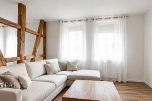 Traumhafte 4-Zimmer-Wohnung mit Gartenfläche – provisionsfrei – Die vollständige Adresse der Immobilie erhältst du vom Anbieter., 70376 Neckarvorstadt, Stuttgart – Vorschaubild 3