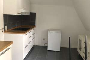 Uni-Nähe: Charmante Dachgeschosswohnung mit Einbauküche & Garten  – Spicherner Straße 24, 44149 Dorstfeld, Dortmund – Vorschaubild 3
