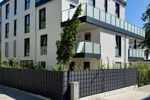 Viel Freiraum für besondere Wohnmomente – Moderne 3-Zimmer-Neubauwohnung mit Sonnenbalkon in Moosach