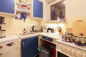Gut geschnittene 1 Zi - Wohnung mit Loggia - Blick auf die Moorweide - Erbpacht - Vermietet – Die vollständige Adresse der Immobilie erhältst du vom Anbieter., 22117 Billstedt, Hamburg – Vorschaubild 4