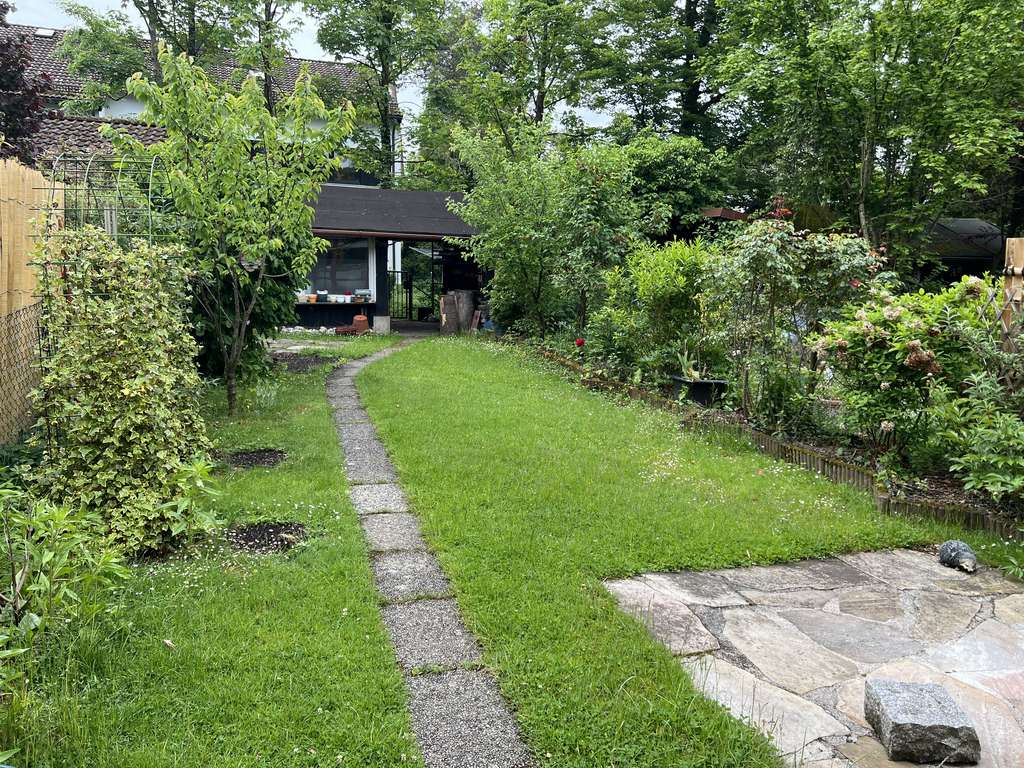 Immobilie in Geretsried - REIHENMITTELHAUS ZUM WÜHLFÜHLEN –  AUS GUTEN HÄNDEN! - Bild 2