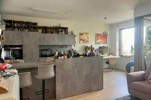 Top-Floor Apartment with Balcony and River View – Zollhafen Mainz – Clarissa-Kupferberg-Platz 7, 55118 Mainz – Vorschaubild 2