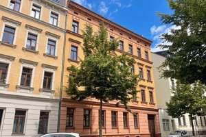 Die ist es! + Vermietete 3 Zimmer in Gohlis + Sonniger Westbalkon + Dunkles Laminat + Bad mit Wanne
