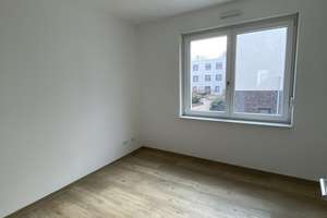 Wohn(t)raum auf zwei Etagen mit Design-Bodenbelag // ZG EG/1.OG Wohnung 12 – Veilchenweg 5 L, 38446 Hellwinkel, Wolfsburg – Vorschaubild 5