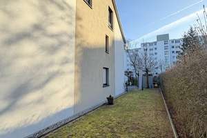Neu- & hochwertiges REH mit gepflegten Garten, hochwertiger Einbauküche, 2 Stellplätzen – zeitnah fr – Die vollständige Adresse der Immobilie erhältst du vom Anbieter., 95448 Hammerstatt/St. Georgen, Bayreuth – Vorschaubild 3