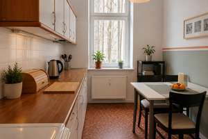 Stilvolle 2-Zimmer-Wohnung im Vorderhaus · Balkon · Aufzug | Samariterkiez – Die vollständige Adresse der Immobilie erhältst du vom Anbieter., 10247 Friedrichshain, Berlin – Vorschaubild 4
