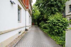 * Leerstehende Eigentumswohnung mit modernisierungsbedarf als Kapitalanlage in beliebtem Stadtteil * – Die vollständige Adresse der Immobilie erhältst du vom Anbieter., 1309 Striesen-Ost, Dresden – Vorschaubild 2