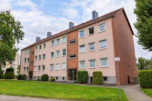 Freistehendes Einfamilienhaus in Salzgitter-Lesse mit 661 m² Grundstück, Keller & Kamin zu verkaufen