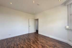 Sofort frei ! 2,5 Zimmer-Wohnung mit viel Platz ! – 65933 Griesheim, Frankfurt am Main – Vorschaubild 7