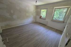Frisch saniert, ab sofort, tolle Wohnung in Reisholz - mit Balkon – Paul-Thomas-Str. 82, 40599 Reisholz, Düsseldorf – Vorschaubild 3