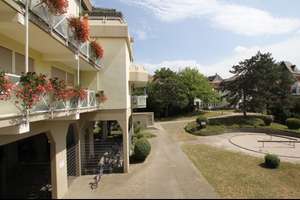 Gepflegte 1,5-Zimmer Wohnung mit Balkon, Einbauküche und  Tiefgaragenstellplatz, Karlsruhe Weststadt – MonningerStraße 23, 76135 Weststadt, Karlsruhe – Vorschaubild 3