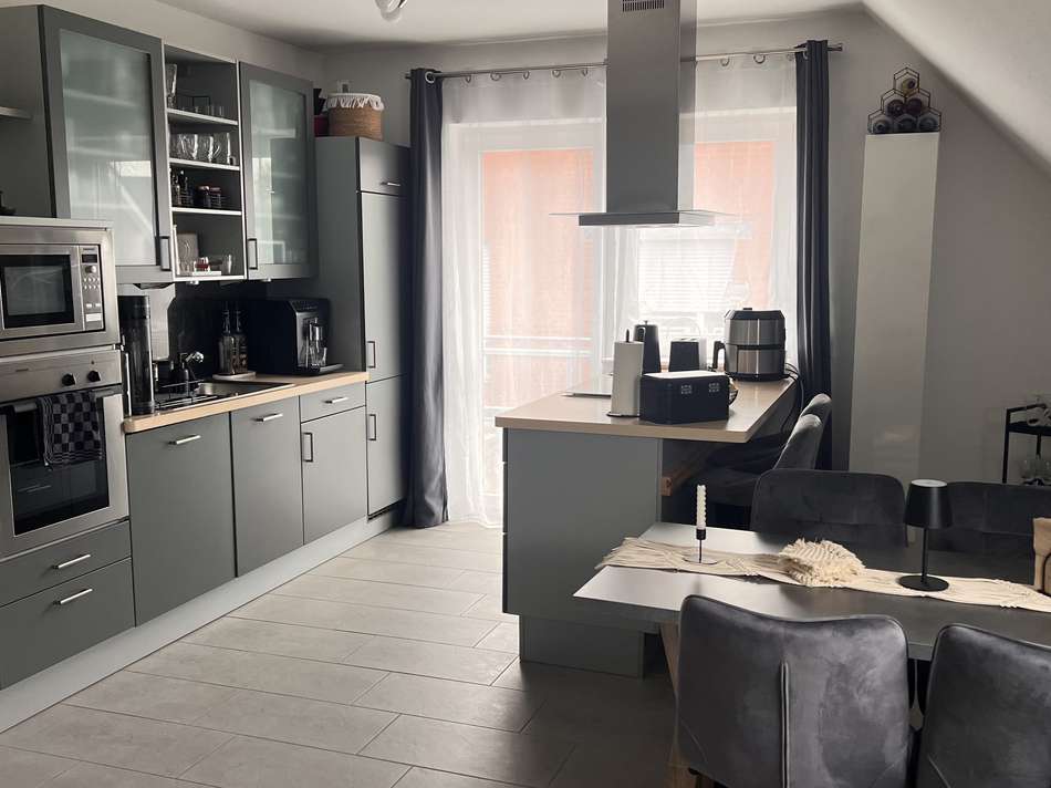 Küche und Essbereich OG