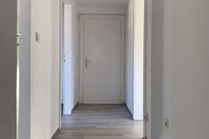 Charmante Wohnung im Dachgeschoss – ideal für Paare – Buschweidenweg 6, 38226 Lebenstedt, Salzgitter – Vorschaubild 6
