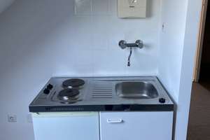 Schönes DG-Apartment mit einem Zimmer und EBK in Düsseldorf-Hamm – Die vollständige Adresse der Immobilie erhältst du vom Anbieter., 40221 Hamm, Düsseldorf – Vorschaubild 6