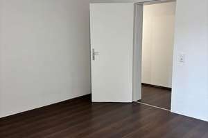 Stadtwohnung mit Garage und Loggia – Die vollständige Adresse der Immobilie erhältst du vom Anbieter., 89231 Neu-Ulm – Vorschaubild 6