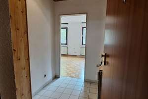 Apartment mit Einbauküche/Waschmaschine & Echtholzparkett in Bochum – Henriettenstraße 28, 44793 Kruppwerke, Bochum – Vorschaubild 3