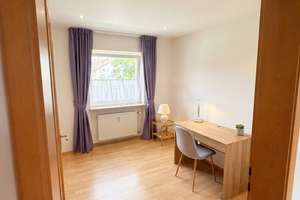 Helle 3-Zimmer-Traumwohnung mit Balkon, großer Küche  & Tageslichtbad in Wiesbaden Breckenheim – Die vollständige Adresse der Immobilie erhältst du vom Anbieter., 65207 Breckenheim, Wiesbaden – Vorschaubild 3
