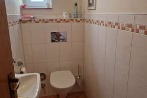3-Zimmer-Penthouse-Wohnung mit Dachterrasse, Aufzug & Garage – Stuttgart Nähe Mercedes-Benz – MÄULENSTR. 27, 70327 Untertürkheim (Ortsteil), Stuttgart – Vorschaubild 9
