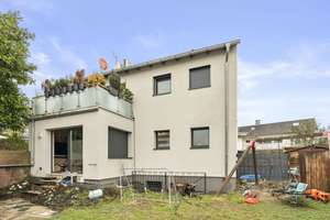 Modernisiertes Zweifamilienhaus | Dachterrasse | vielseitige Nutzung – Die vollständige Adresse der Immobilie erhältst du vom Anbieter., 50767 Pesch, Köln – Vorschaubild 5