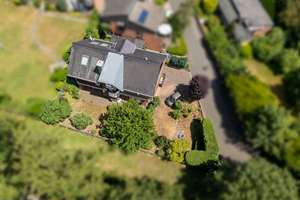 Premiumlage mit Burgblick und traumhaften Garten am Bach – Die vollständige Adresse der Immobilie erhältst du vom Anbieter., 50374 Erftstadt – Vorschaubild 41