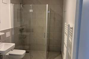 Erstbezug // Neubau // Praktische 3-Zimmer-Wohnung mit Balkon und EBK – Hagedornstraße 94, 12487 Johannisthal, Berlin – Vorschaubild 9