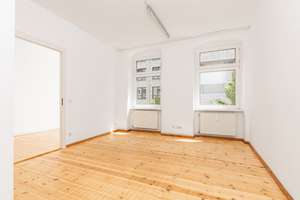Schlesischer Busch - Helle, großzügige Altbauwohnung mit Balkon zwischen Oberbaumbrücke & Badeschiff – Die vollständige Adresse der Immobilie erhältst du vom Anbieter., 10997 Kreuzberg, Berlin – Vorschaubild 9