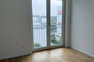 4-Zimmer mit EBK, zwei Bädern und zwei Balkonen! – Schwarzschildstr. 28, 14480 Am Stern, Potsdam – Vorschaubild 5