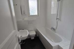 Großzügige und sonnige 4-Zimmer in Duissern mit Balkon und Garten – Oranienstraße 18-20, 47051 Duissern, Duisburg – Vorschaubild 16