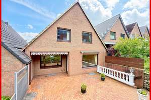 Wohnen mit Wohlfühlfaktor – gepflegtes Reihenmittelhaus in ruhiger Lage – Die vollständige Adresse der Immobilie erhältst du vom Anbieter., 24837 Schleswig – Vorschaubild 2