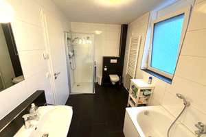 Attraktive 4-Zimmer Whg. mit Balkon in 4-Fam. Haus  – Talstraße 60, 70188 Gaisburg, Stuttgart – Vorschaubild 2
