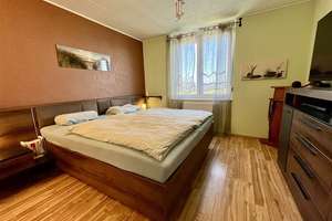 Großzügige und helle Doppelhaushälfte mit PKW-Stellplatz und Pool in Gaiberg – Die vollständige Adresse der Immobilie erhältst du vom Anbieter., 69251 Gaiberg – Vorschaubild 10