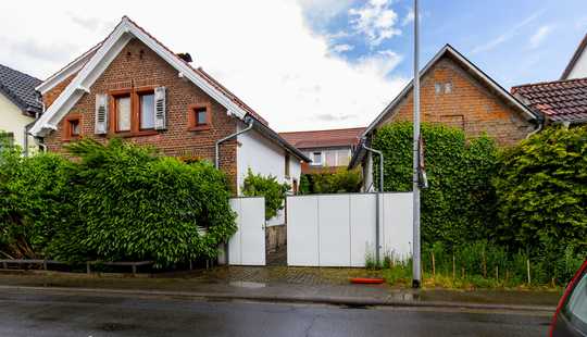 Bild von Zwei Häuser + ausgebaute Scheune – großzügiges Wohnen + Arbeiten in Reinheim - Zeilhard
