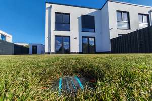 NEUBAU: Stilvolle Doppelhaushälfte in idyllisch-ruhiger Bestlage in Neubaugebiet in Hochheim am Main – Die vollständige Adresse der Immobilie erhältst du vom Anbieter., 65239 Hochheim am Main – Vorschaubild 2
