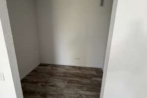 Einziehen & Wohlfühlen - frisch renovierte Wohnung in Duisburg – Wörthstraße 71, 47229 Friemersheim, Duisburg – Vorschaubild 4