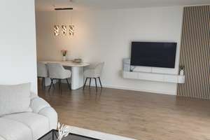 Exklusive 3-Zimmer Wohnung mit gehobener Ausstattung,EBK, Balkon – Friedrichshofener Straße 53a, 85049 Friedrichshofen-Hollerstauden, Ingolstadt – Vorschaubild 3