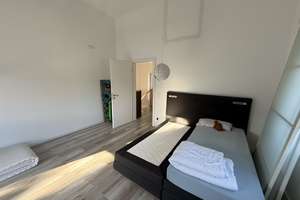 Exklusives Einfamilienhaus (KfW40plus) mit 7 Zimmern, Wellnessbereich, High-End-Technik – Die vollständige Adresse der Immobilie erhältst du vom Anbieter., 82061 Neuried – Vorschaubild 7