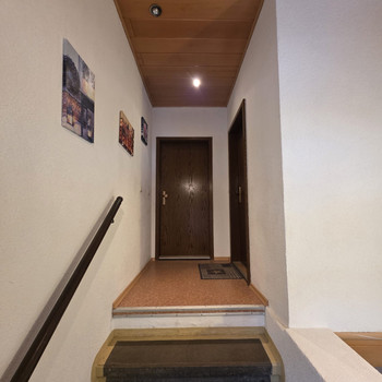 Attraktive 4-Zimmer Wohnung im DG in Reinsdorf OT Vielau