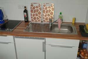 Nur für Berufspendler | Möblierte schöne 1-Zimmer-Hochparterre-Wohnung in Krefeld  – Breitendyk 39, 47803 Inrath/Kliedbruch, Krefeld – Vorschaubild 5