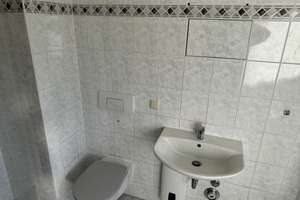 Etagenwohnung mit Dachboden, Keller und Dusch/Badewanne – Topasstr. 94, 4319 Engelsdorf, Leipzig – Vorschaubild 12