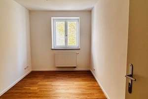 Generalsanierte 2-Zimmer-Wohnung mit neuer Schreiner-Einbauküche, Balkon – sofort bezugsbereit! – Zenettistr. 37, 80337 Am Schlachthof, München – Vorschaubild 9
