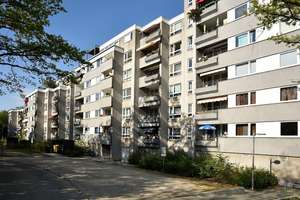 Wohnen am Waldrand // 2.OG links – Breslauer Str. 255, 38440 Laagberg, Wolfsburg – Vorschaubild 2